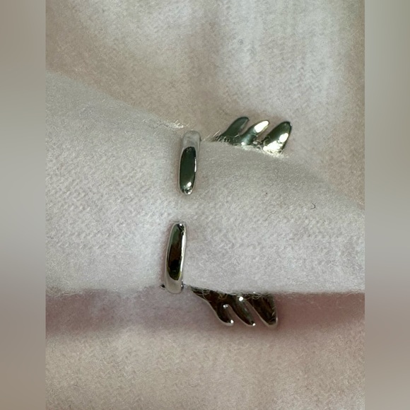 Butterfly Statement Ring Womens Big Large Silver Red New Adjustable - Picture 8 of 8